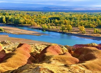 Five Colored Bay on the Kanas Lake Silk Road Tour