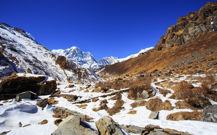 Annapurna trek trail