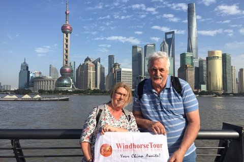 Richard and Julianne stand at Shanghai Bund