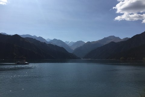 Travel to Heavenly Lake in Xinjiang 