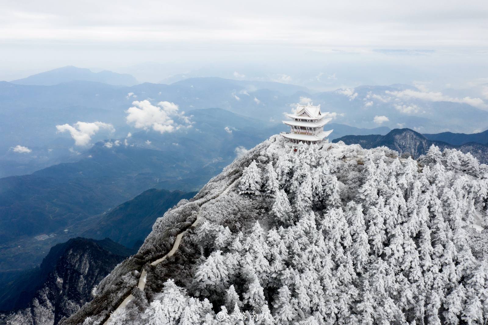 mount-emei-china-winter-tour-destination