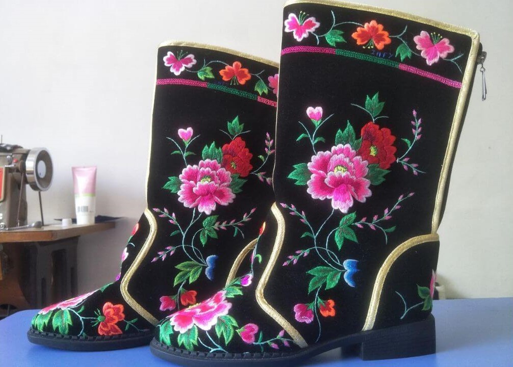 The Art of Mongolian Embroidery