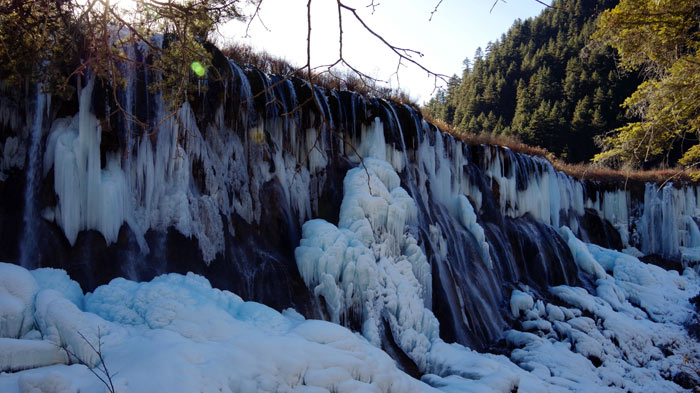 Nuorilang Frozen Waterfall Jiuzhaigou Travel Guide