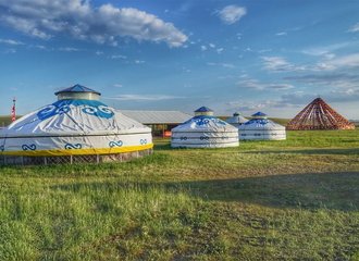 hulunbuir grassland mongolian yurt