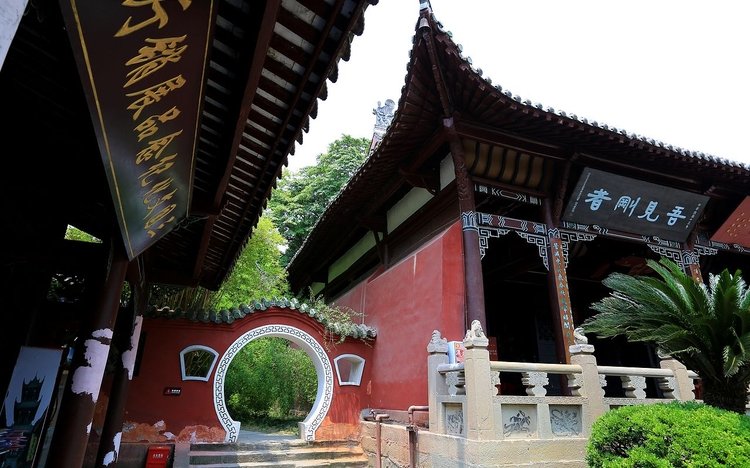 Chengdu - Langzhong Ancient City Tour | WindhorseTour – China Tibet ...