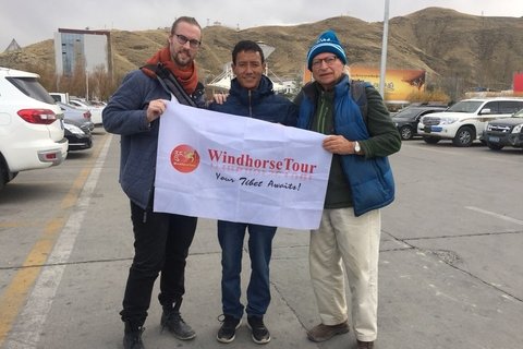 Jampa Wangdue Tibet friendly guide