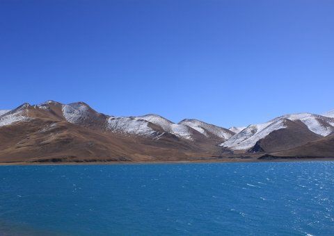 View of Yamdrok-tso Lake in Tibet