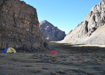 Camping in Yangpachen Trekking