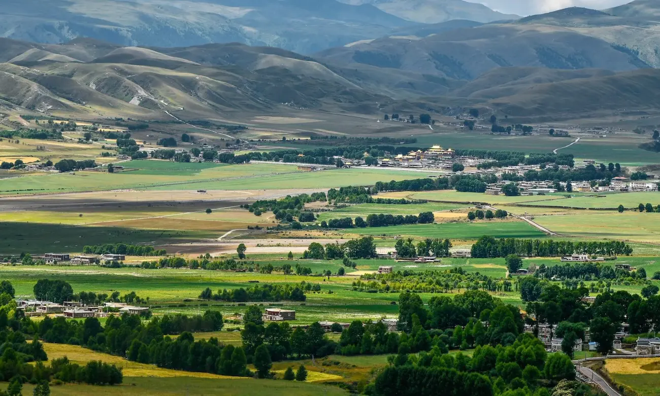 Panoramic view of Huiyuan Monastery