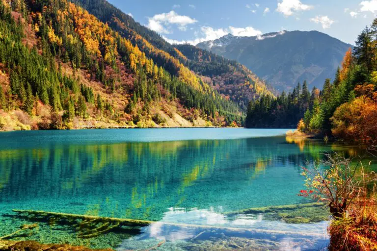 jiuzhaigou valley autumn fall colors sichuan china