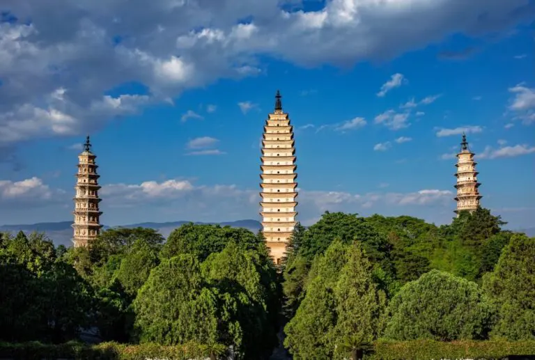 Chongsheng Three Pagodas, Dali Yunnan