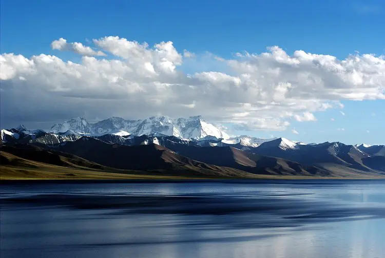 Beautiful Namtso Lake in Tibet, a detour from Nagqu to Lhasa