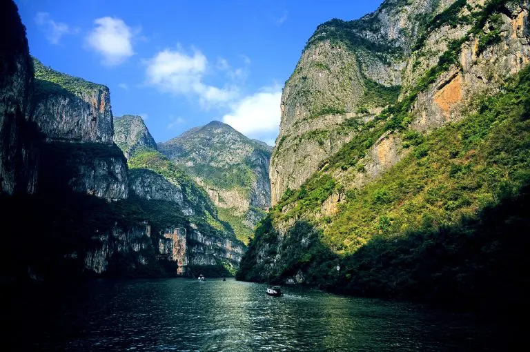 The Lesser Three Gorges of Yangtze River in Chongqing