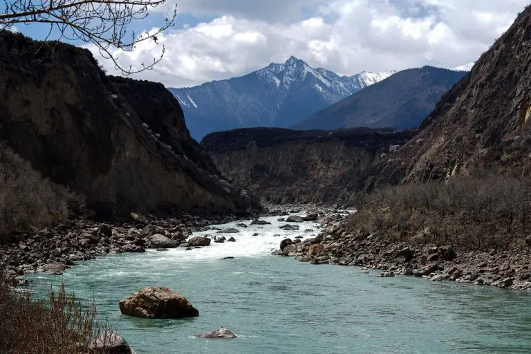 beautiful niyang river in Nyingchi