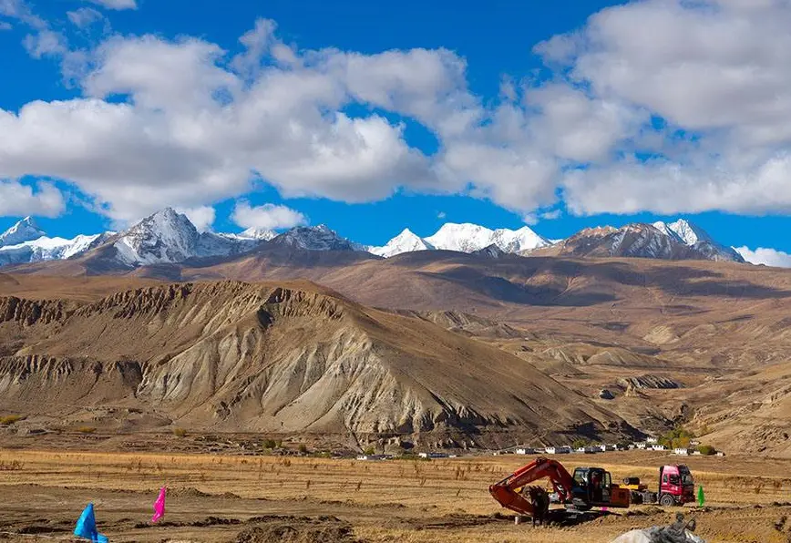 dahongliutan-mazar-xinjiang-tibet