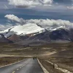 xinjiang-tibet-highway-durma-dahongliutan