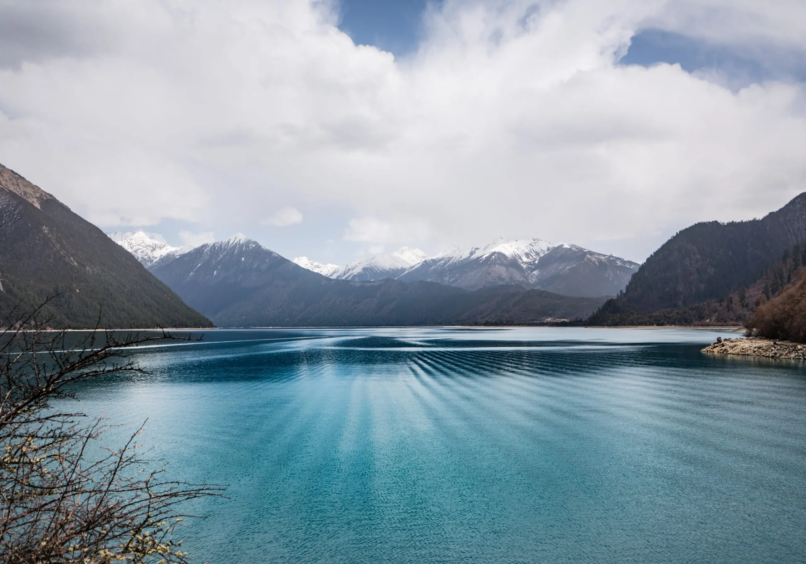 Nyingchi Basum lake Tibet