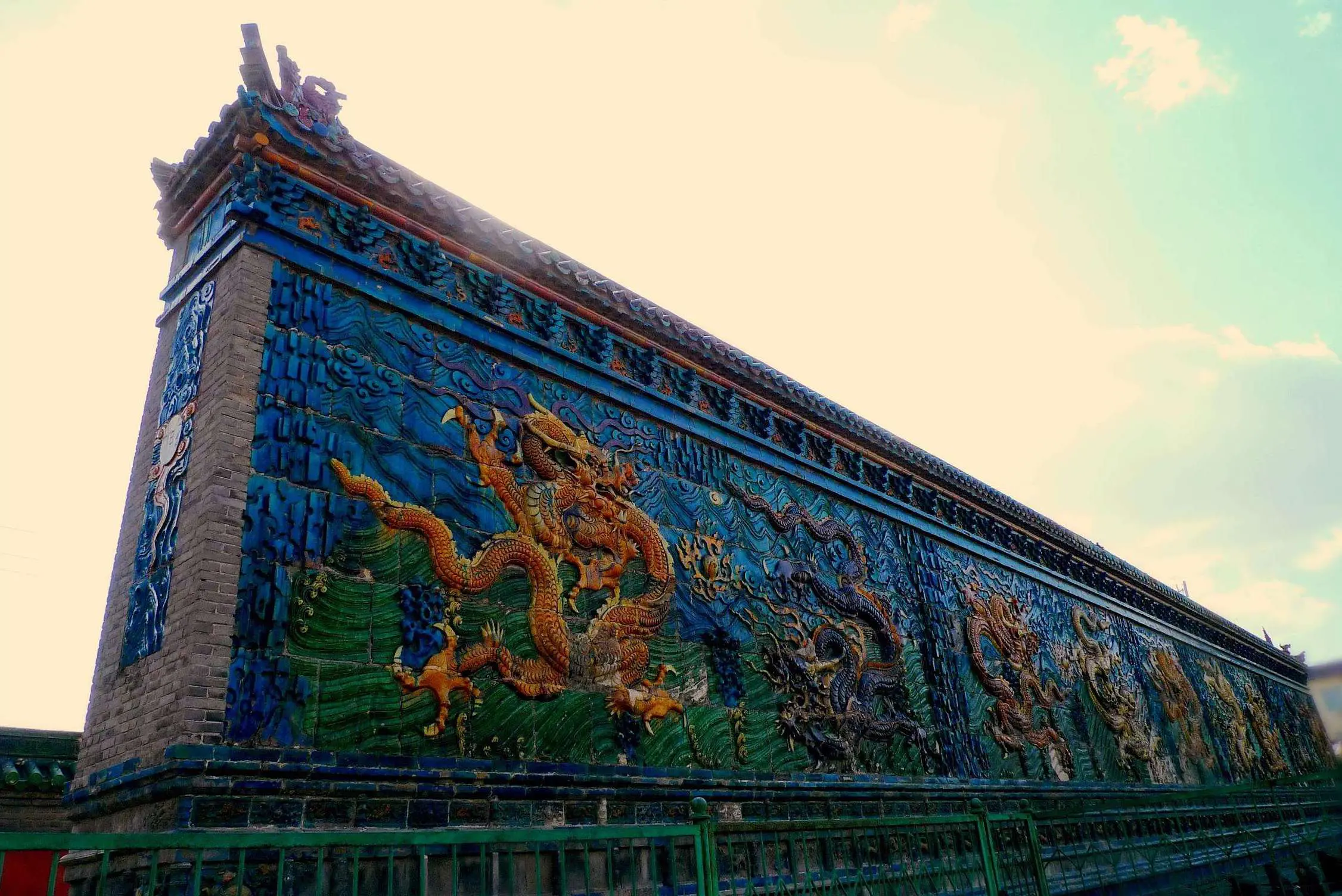 Nine Dragon Screen Datong