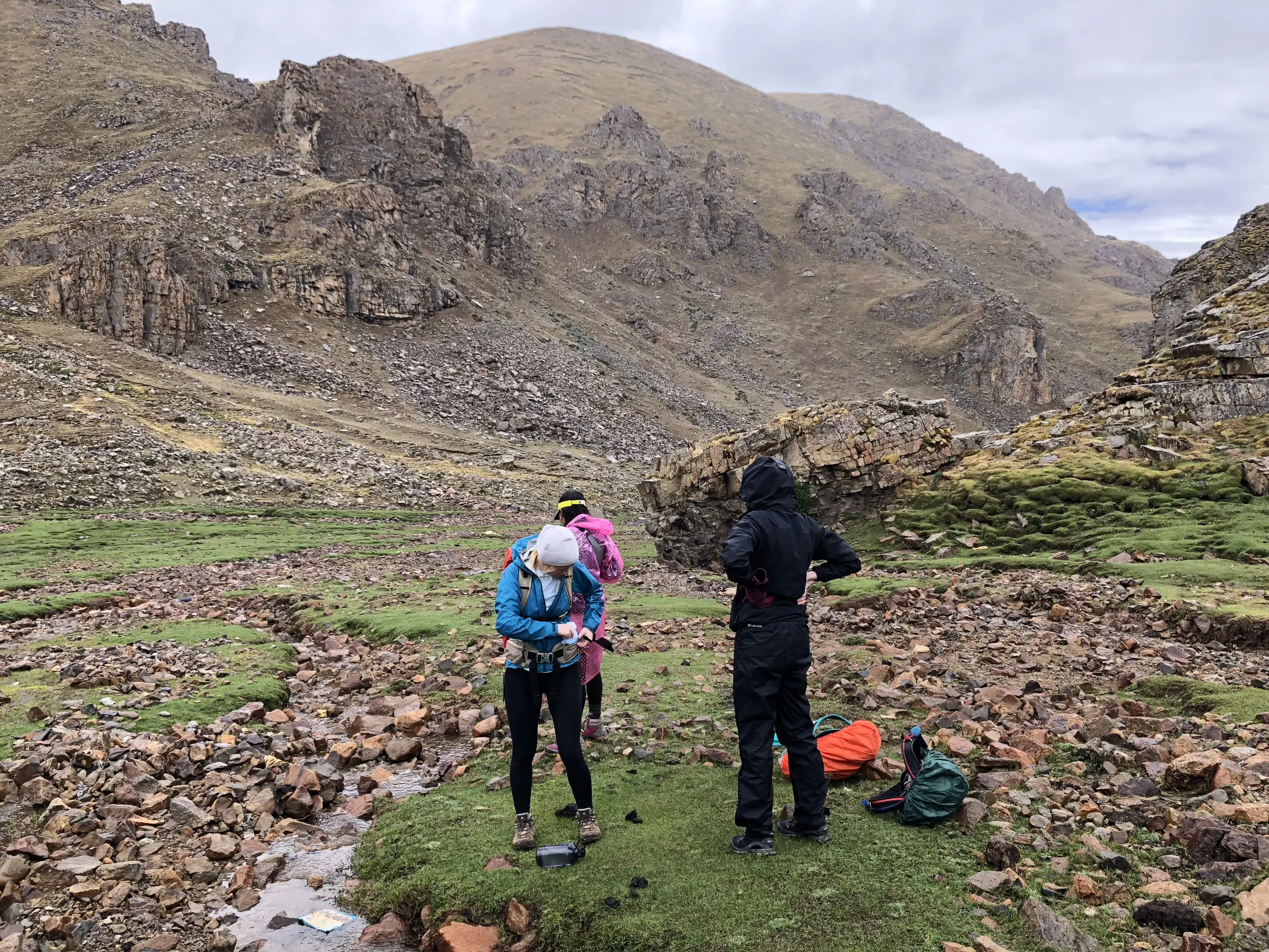 WindhorseTour travelers trekking from Tsurphu Monastery to Leten on the Tsurphu to Yangpachen route in Tibet
