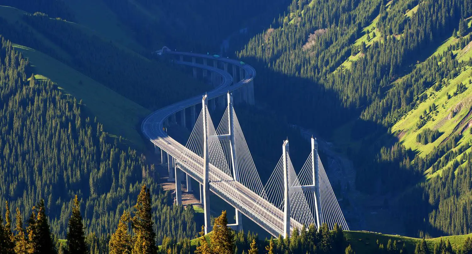 Guozigou Bridge on the way to Yining