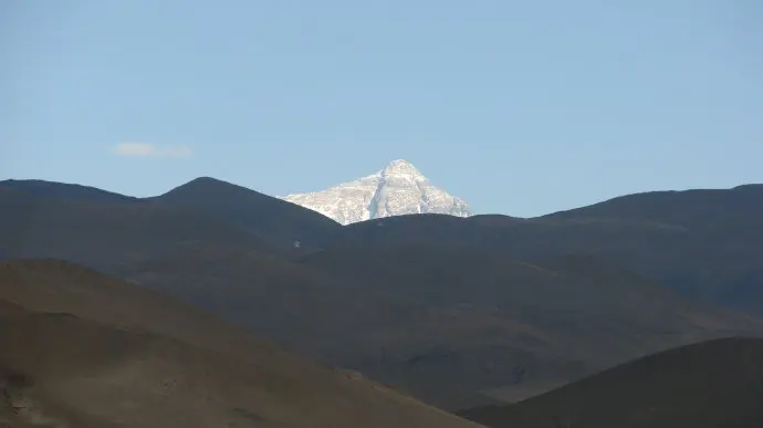 First view of Everest Summit on Trekking to EBC