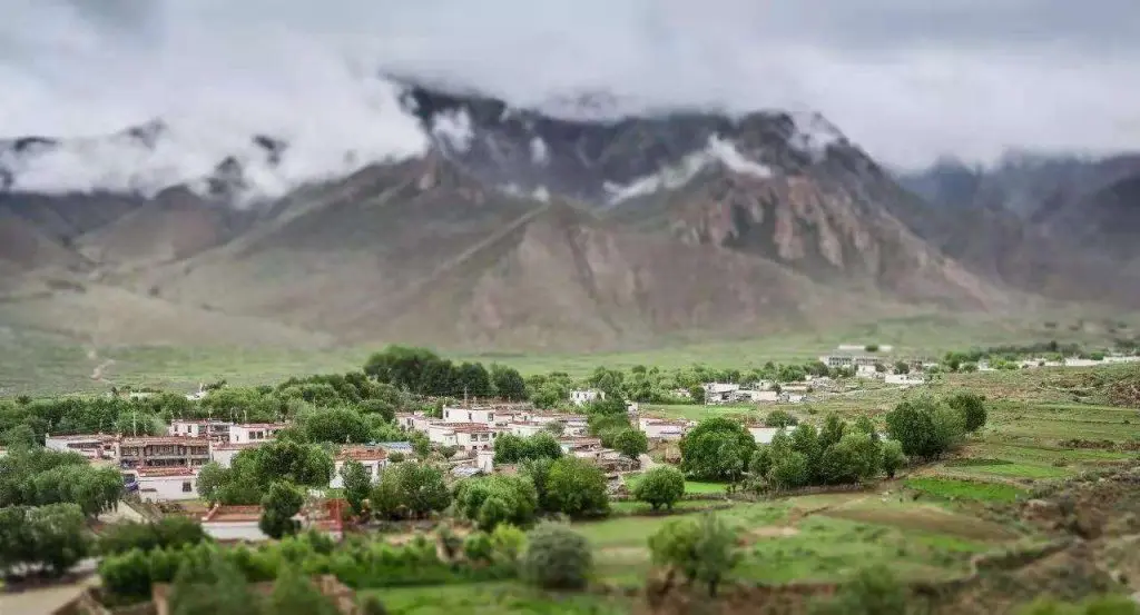 lhasa thoilong village landscapes