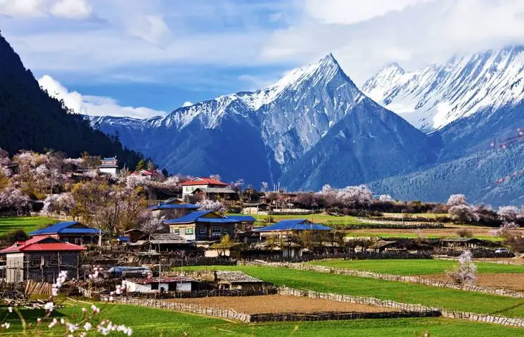 Drive back from Bayi to Nyingchi