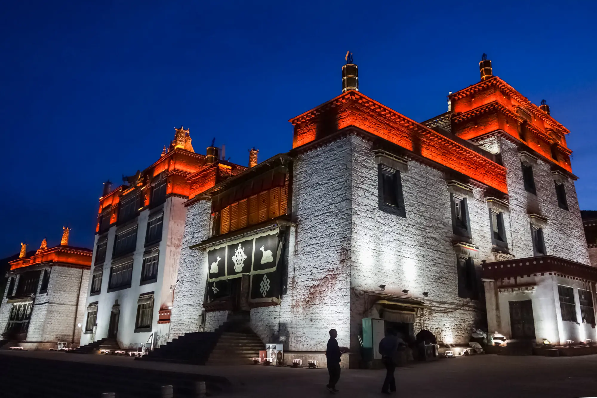 Sichuan–Tibet Highway Northern Route Overland Tour (G317)