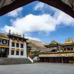 Rongwu Monastery assembly hall