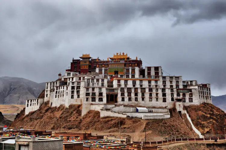 Sok Tsanden Gompa