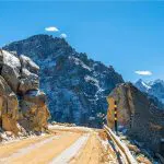 Mountain road up to Chola Pass Tunnel