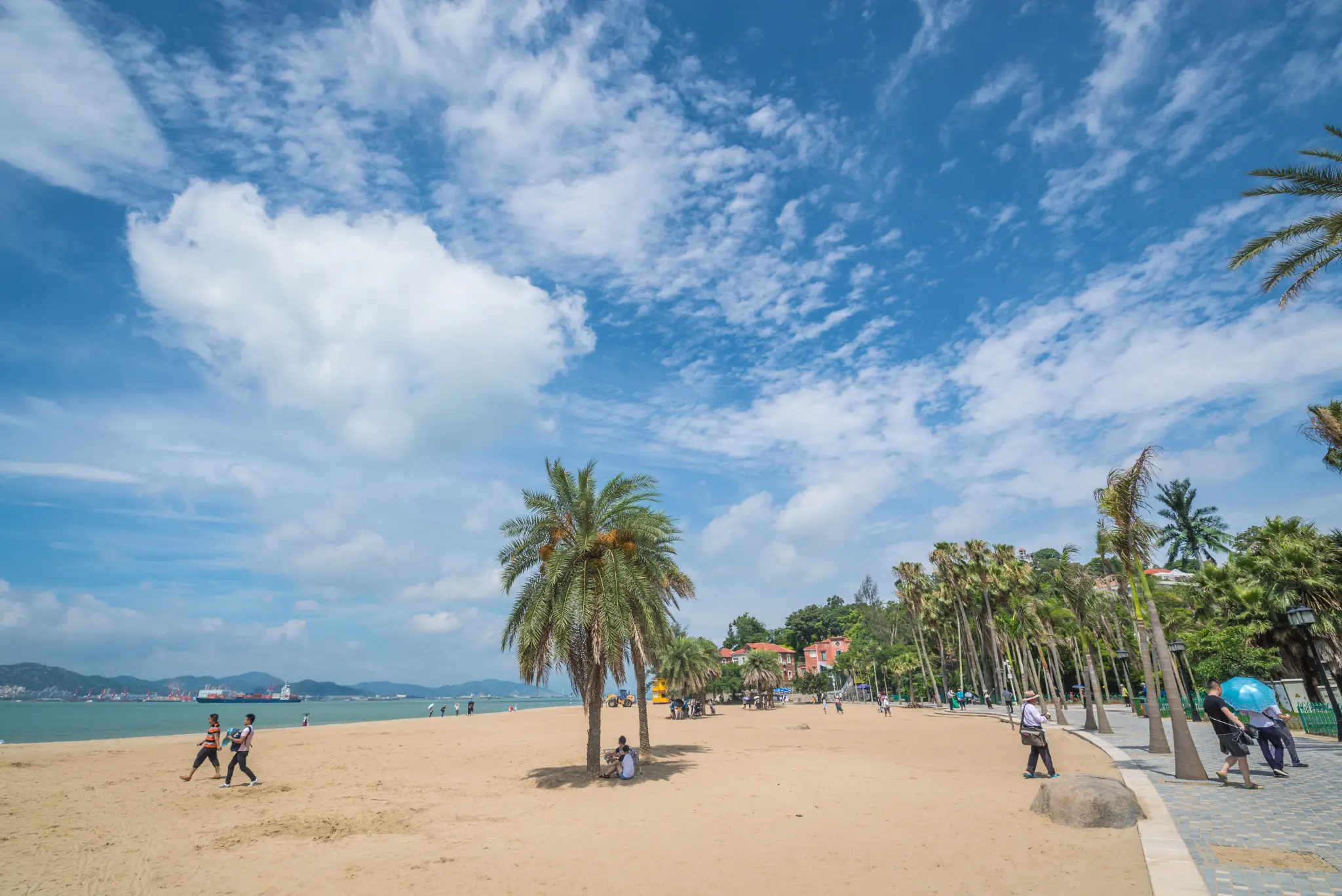 gulangyu island ring road