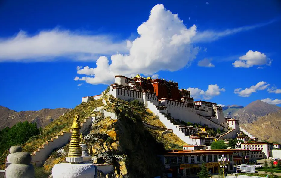 Potala Palace - a highlight of short Lhasa tour