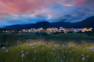 Hilton Linzhi resort