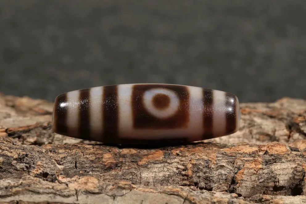 Tibet Dzi bead