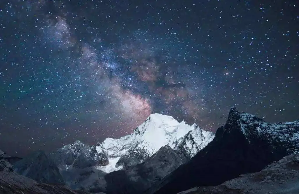 Stary night at Yading village