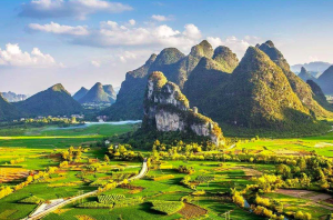 Ten miles gallery in Yangshuo