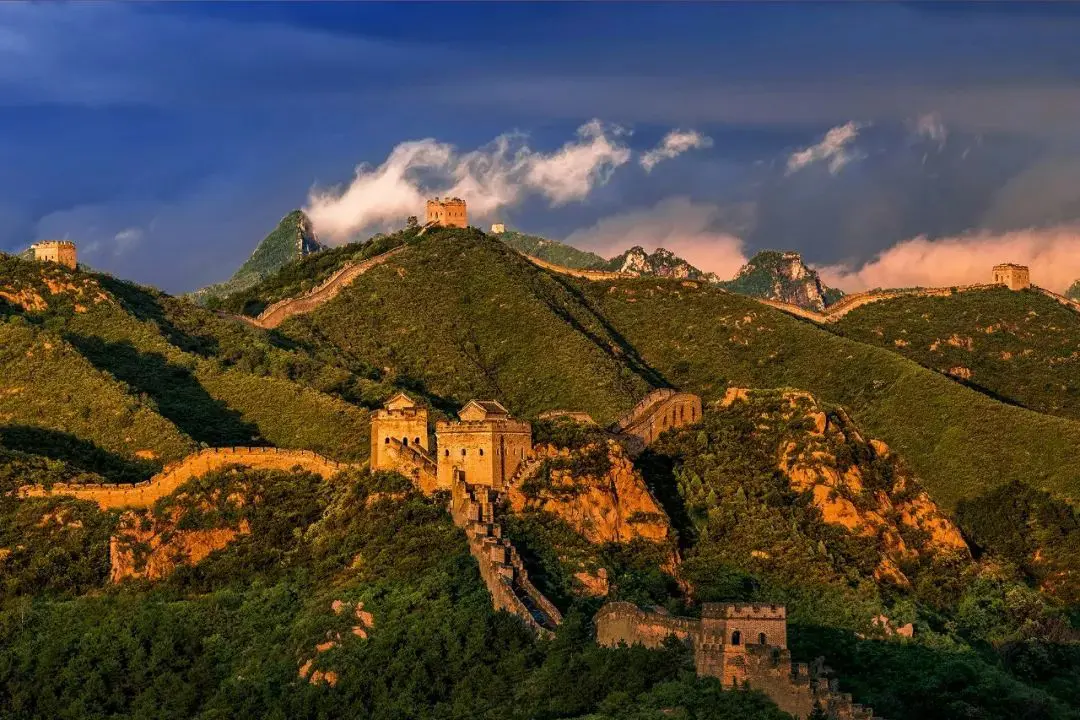 Beautiful Jinshanling Great Wall