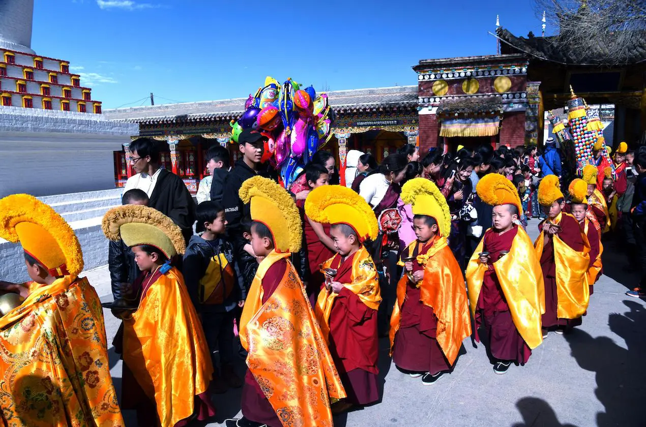 Monlam festival pilgrimage circuit at Lower Wutun village