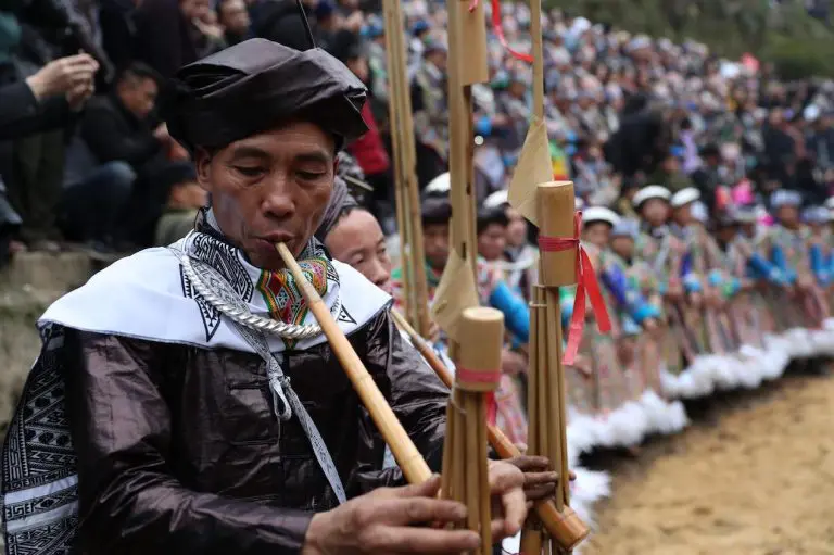 Lusheng playing and dancing