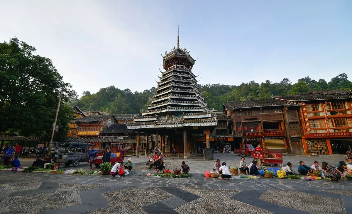 Morning market at Zhaoxing Dong village
