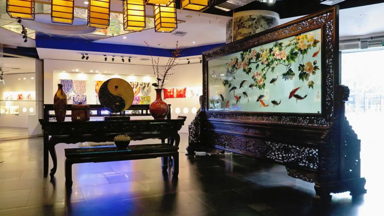 navigating the museum