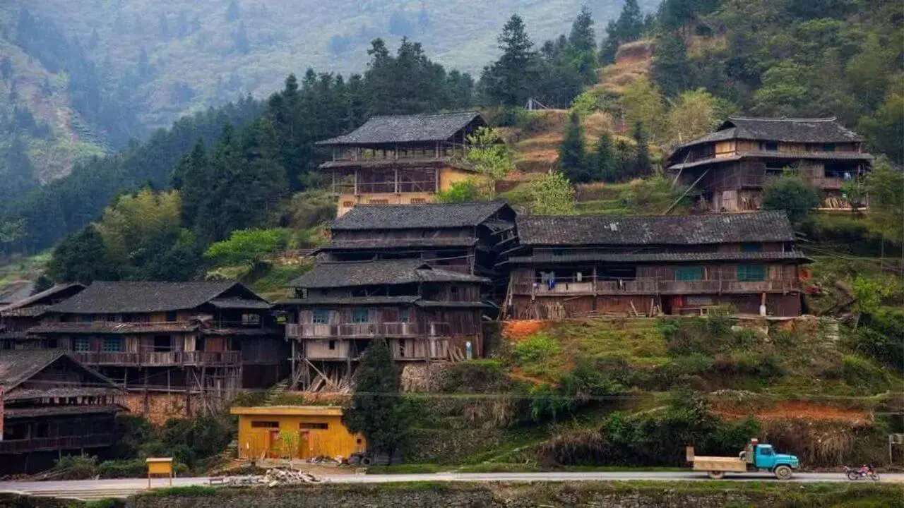 Architecture of the Zhuang People