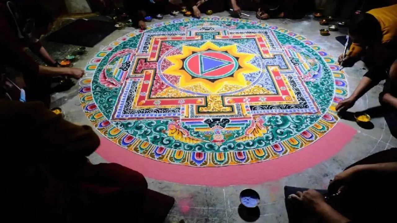 How to Respectfully Observe Making Mandala