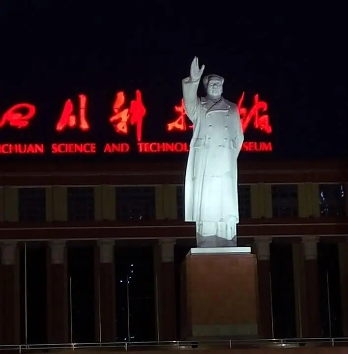Statue of Chairman Mao Zedong