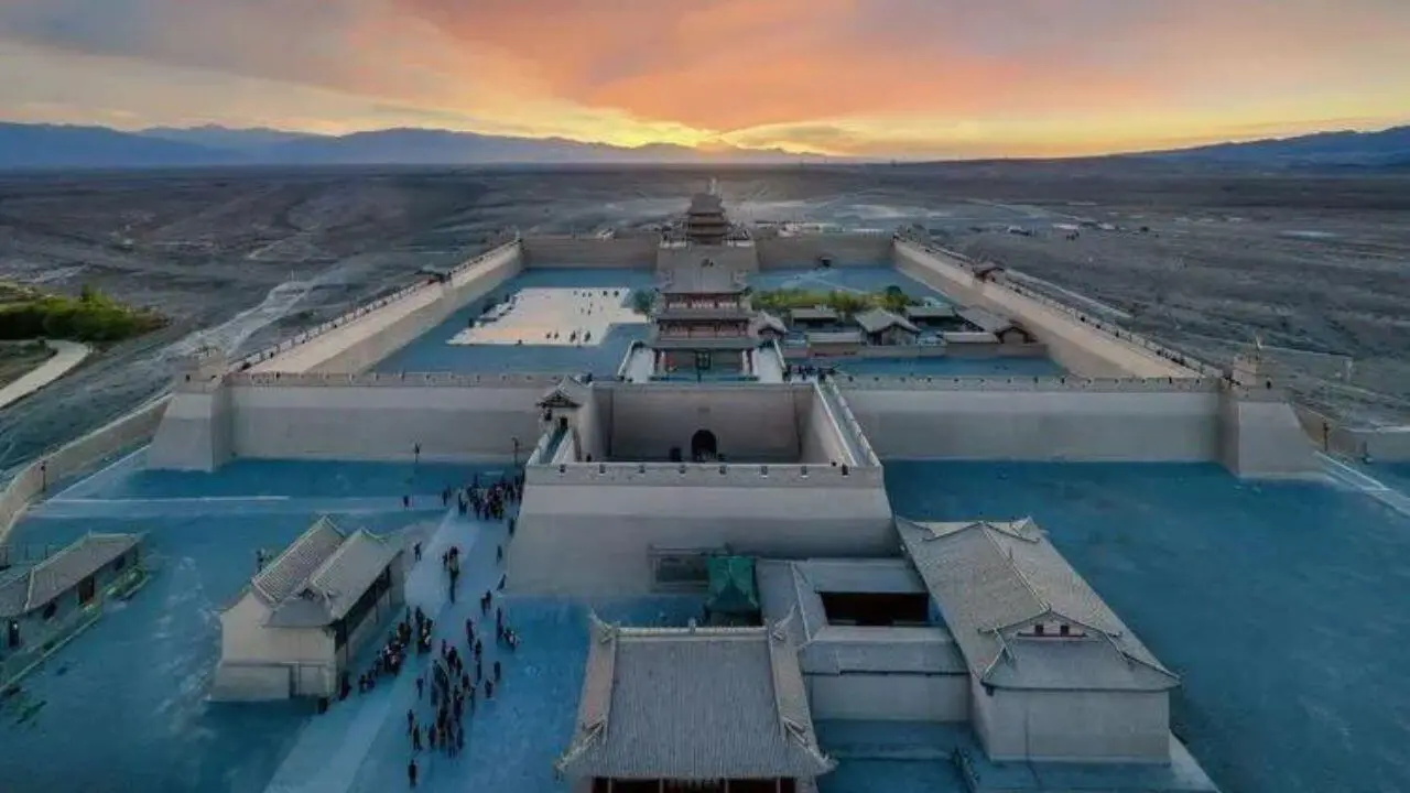 The layout of Jiayuguan Fort 