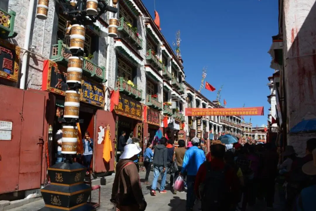 Potala Palace Market