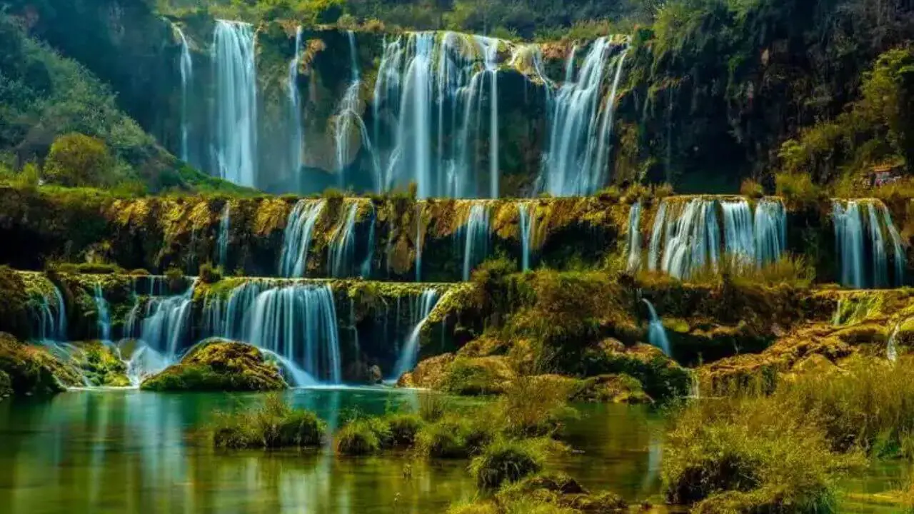 Jiulong Waterfalls- Nine Dragons Waterfalls