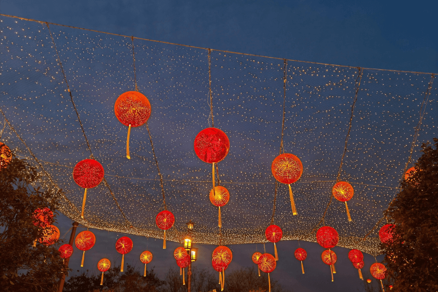 celebrate Ming traditions