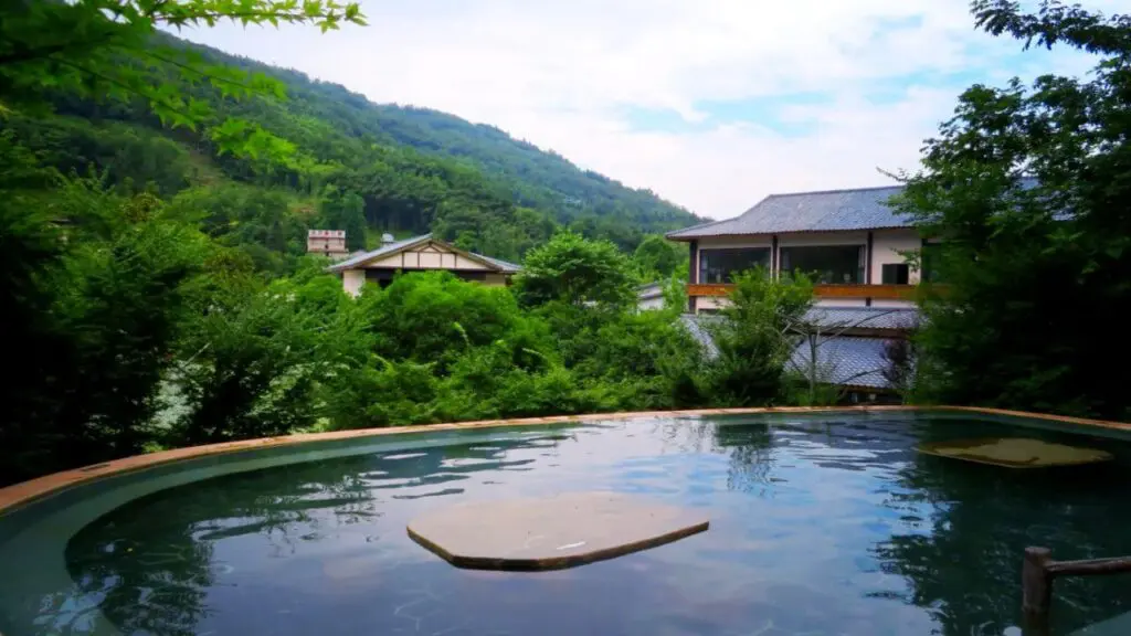 Hot Springs at Huashuiwan